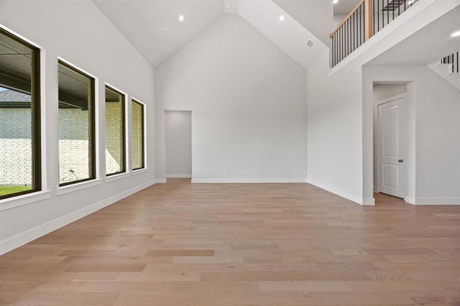 Spacious, unfurnished interior of a new home in Chatham Reserve, Providence Village (Image 29).