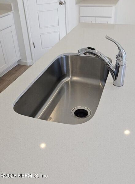 Close-up of interior finishes inside a home in The Arbors, Jacksonville (Image 21).