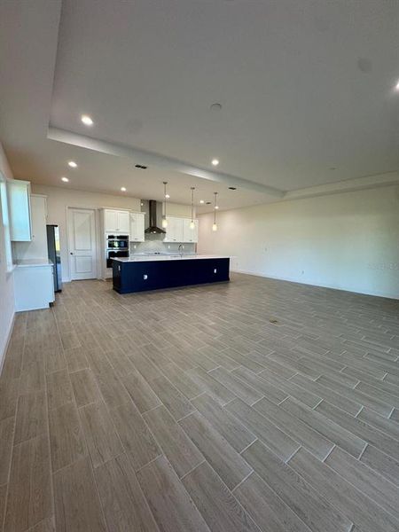 Spacious, unfurnished interior of a new home in Ridgehaven, Ormond Beach (Image 16).