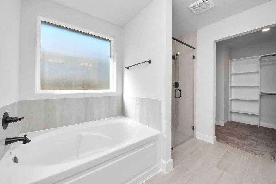 Furnished interior view inside a new home in Grand Oaks Reserve, Cleveland (Image 12).