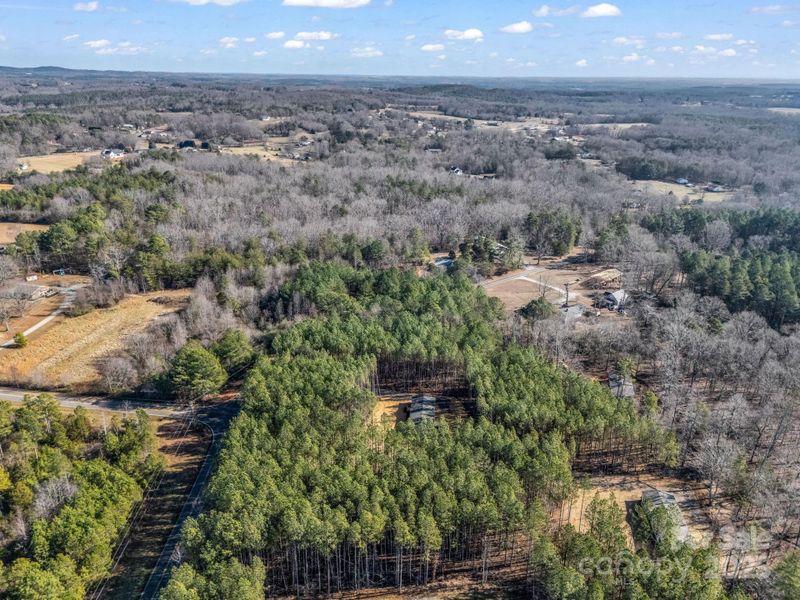 Natural landscape and outdoor views near in Ellenboro (Image 29). Natural landscape and outdoor views near in Ellenboro (Image 29).
