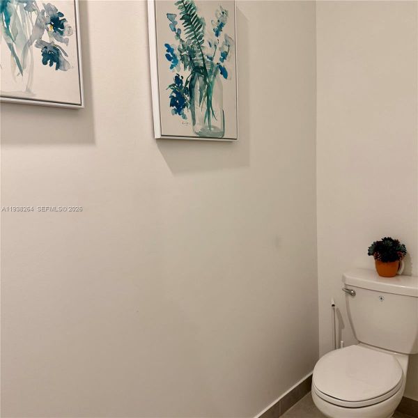 Image 32 of a home in .