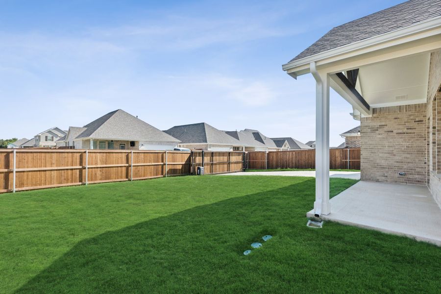 Representative exterior details of a home built from the Dove by Centre Living Homes in Dove Hollow, Waxahachie (Image 30).