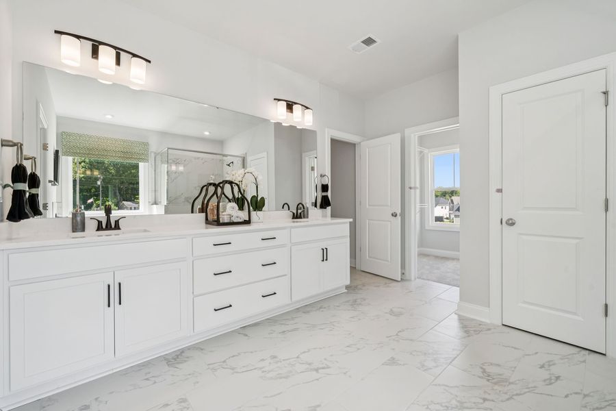 Representative furnished interior of a home built from the The Seneca by Stanley Martin Homes in Glenhurst, Matthews (Image 37).