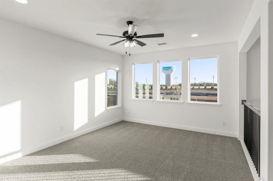 21. 2105 Clairmount - Game