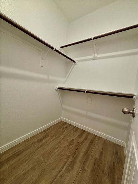 Spacious, unfurnished interior of a new home in , Palacios (Image 14).