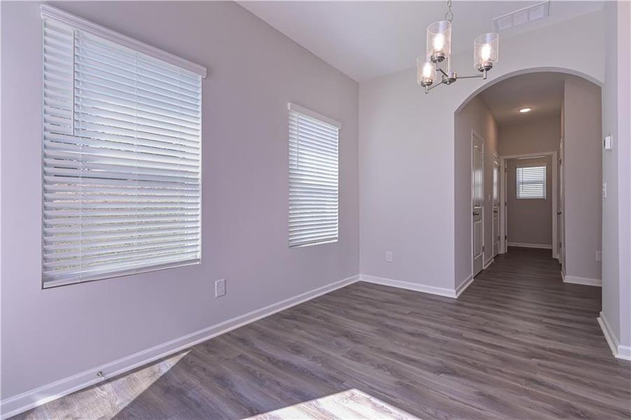 Spacious, unfurnished interior of a new home in , Villa Rica (Image 13).