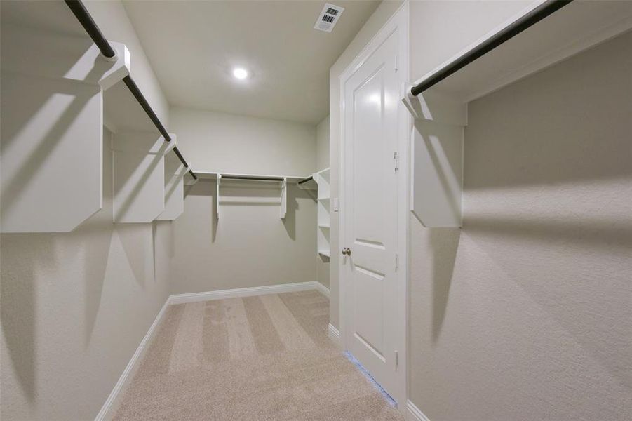 Spacious, unfurnished interior of a new home in Evergreen 50', Conroe (Image 25).