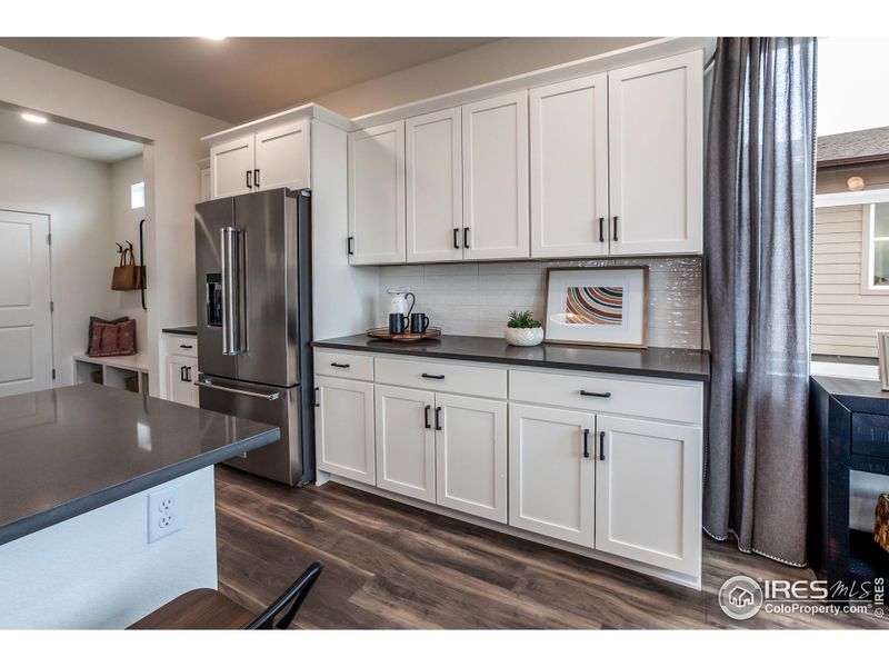EXAMPLE PHOTO: KITCHEN EXAMPLE PHOTO: KITCHEN