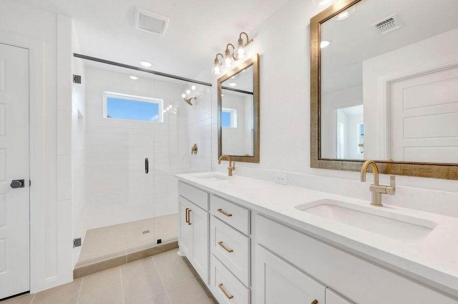 Owner's Bath Owner's Bath