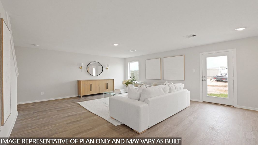Furnished interior view inside a new home in Silverthorne, Conroe (Image 9).