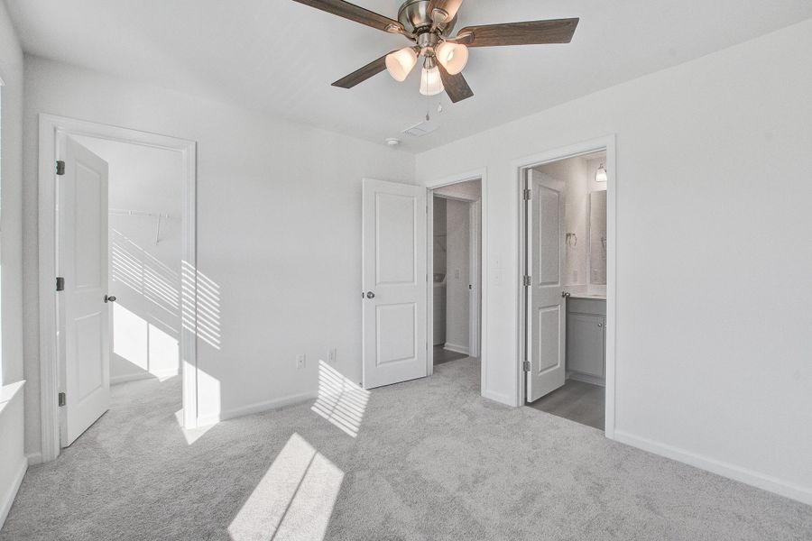 Spacious, unfurnished interior of a new home in Clear Springs Townhomes, North Charleston (Image 20).