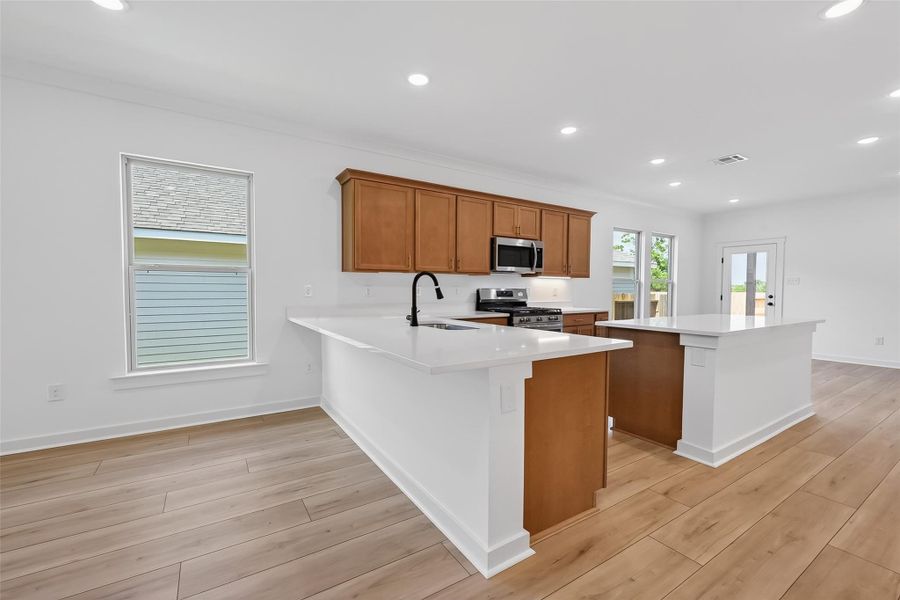 Furnished interior view inside a new home in Mostyn Springs, Magnolia (Image 5).