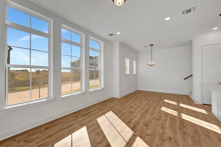 Spacious, unfurnished interior of a new home in Painted Tree Woodland West – Village, McKinney (Image 22).