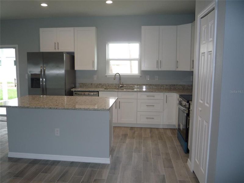 Furnished interior view inside a new home in , Ocala (Image 7).