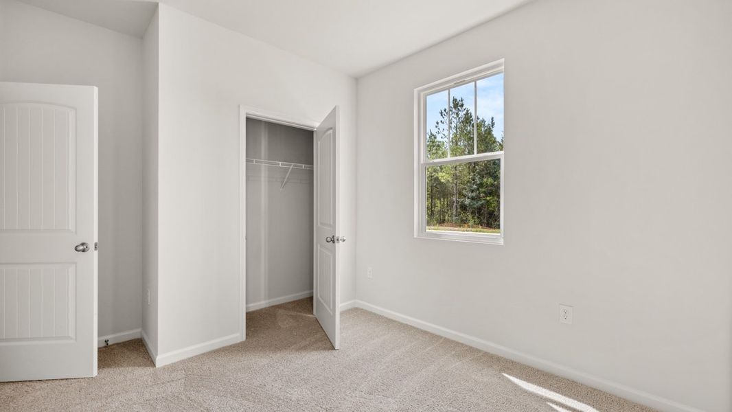 Representative unfurnished interior of a home built from the KERRY by D.R. Horton in Northberry, Rome (Image 32).