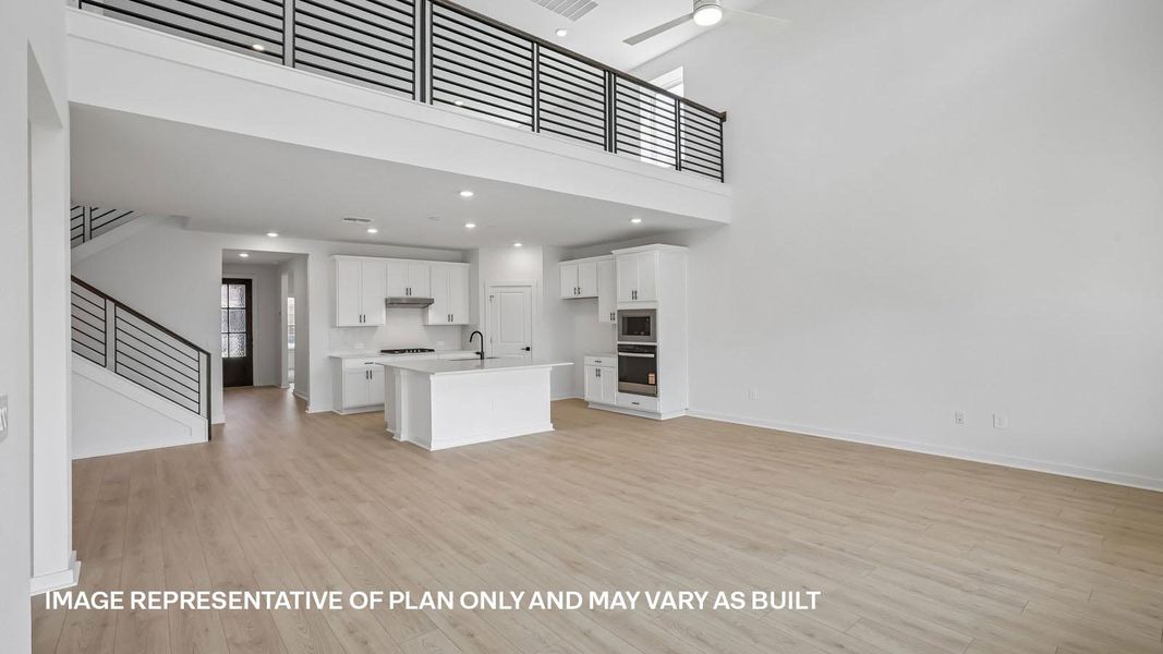 Spacious, unfurnished interior of a new home in Rosenbusch Ranch, Leander (Image 24).