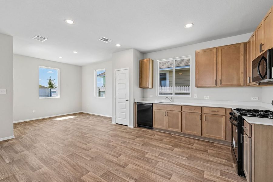 Furnished interior view inside a new home in Harvest Ridge, Elgin (Image 8).