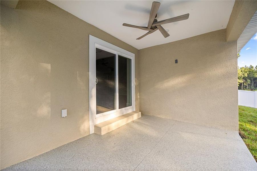 Exterior details and patio area of a home in , Belleview (Image 15).