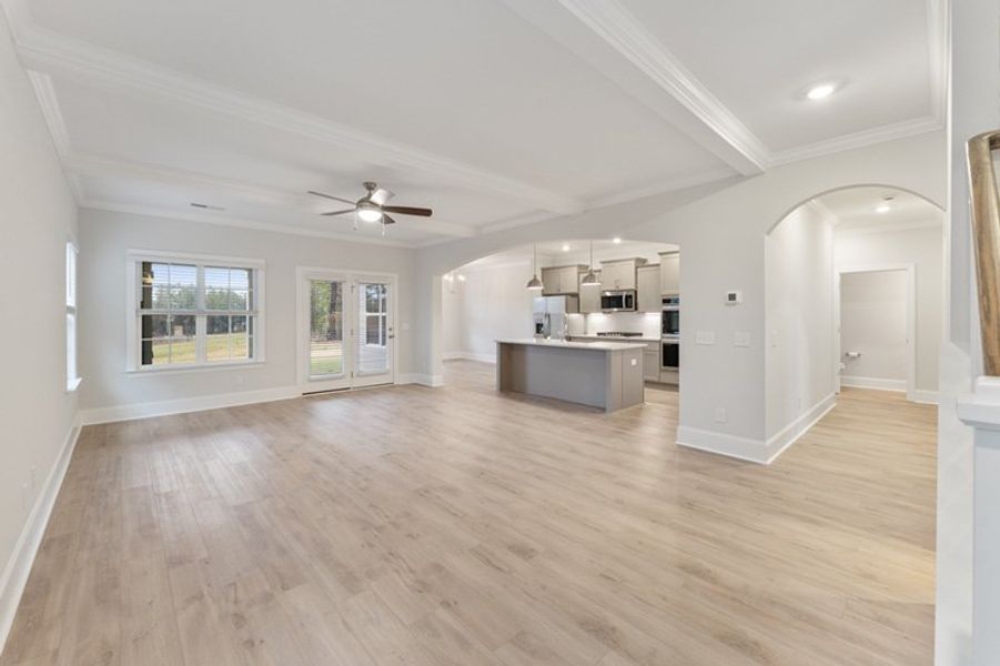 Spacious, unfurnished interior of a new home in Taylor Oaks, Greenville (Image 20).
