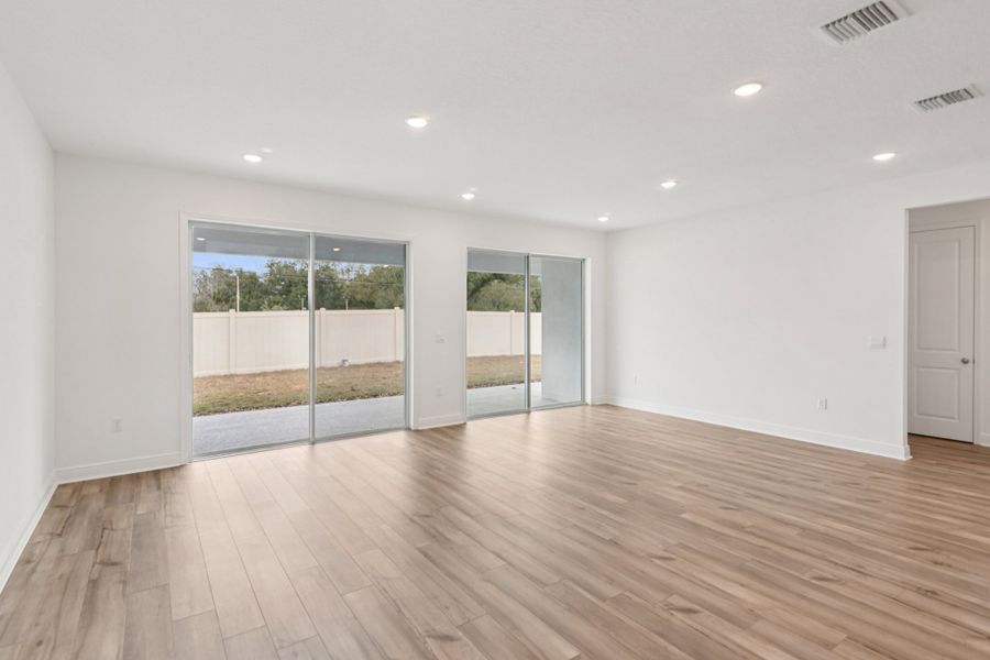 Representative unfurnished interior of a home built from the Naples by Maronda Homes in Coastal Communities, Edgewater (Image 21).