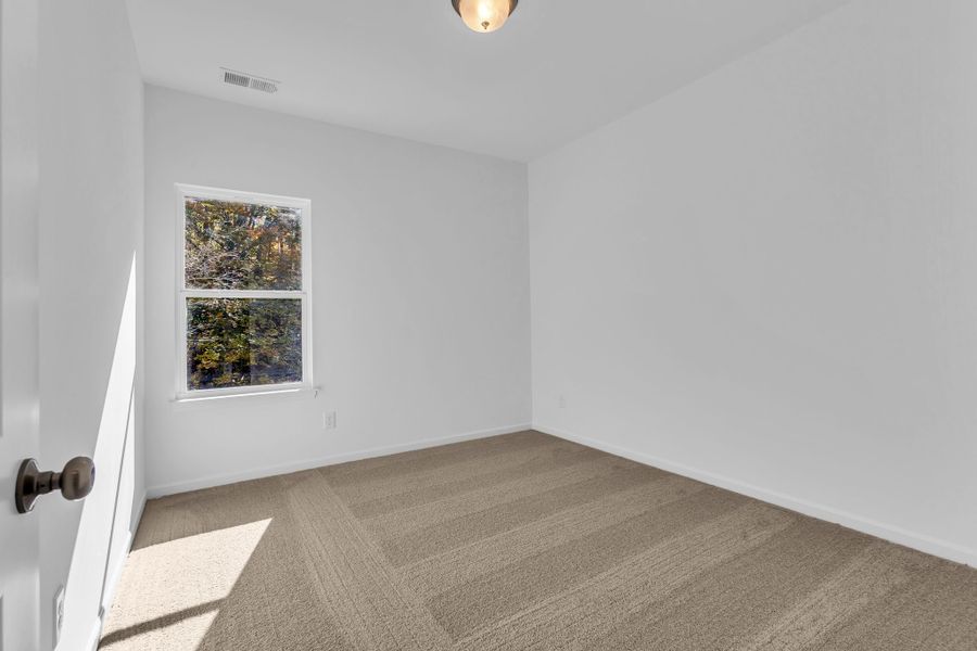 Spacious, unfurnished interior of a new home in Ironhorse, Dickson (Image 11).