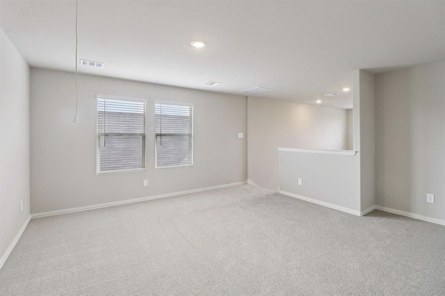 Spacious, unfurnished interior of a new home in Lakehaven - Spring Series, Farmersville (Image 26).