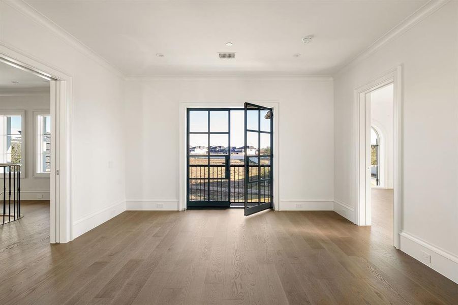 Spacious, unfurnished interior of a new home in , Frisco (Image 23).