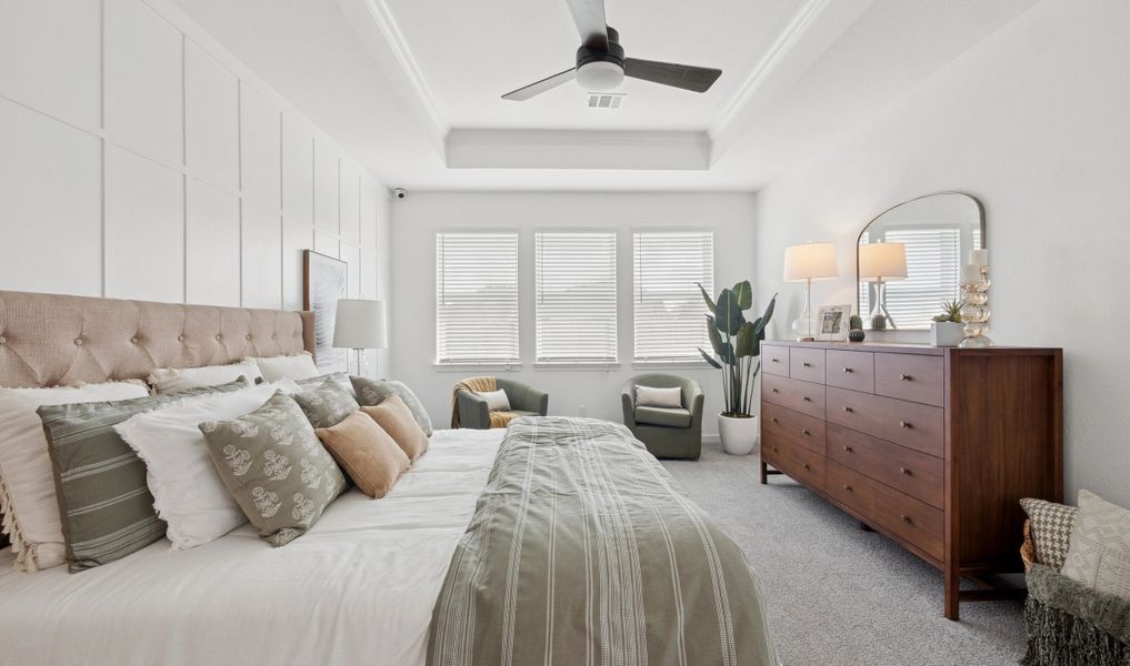 Primary suite with ceiling treatment