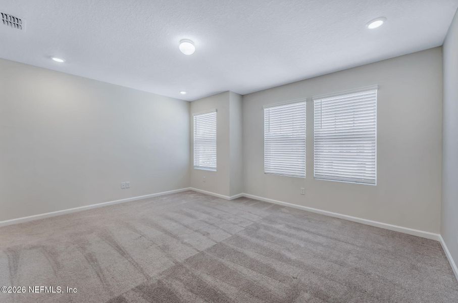 Spacious, unfurnished interior of a new home in , Orange Park (Image 24).