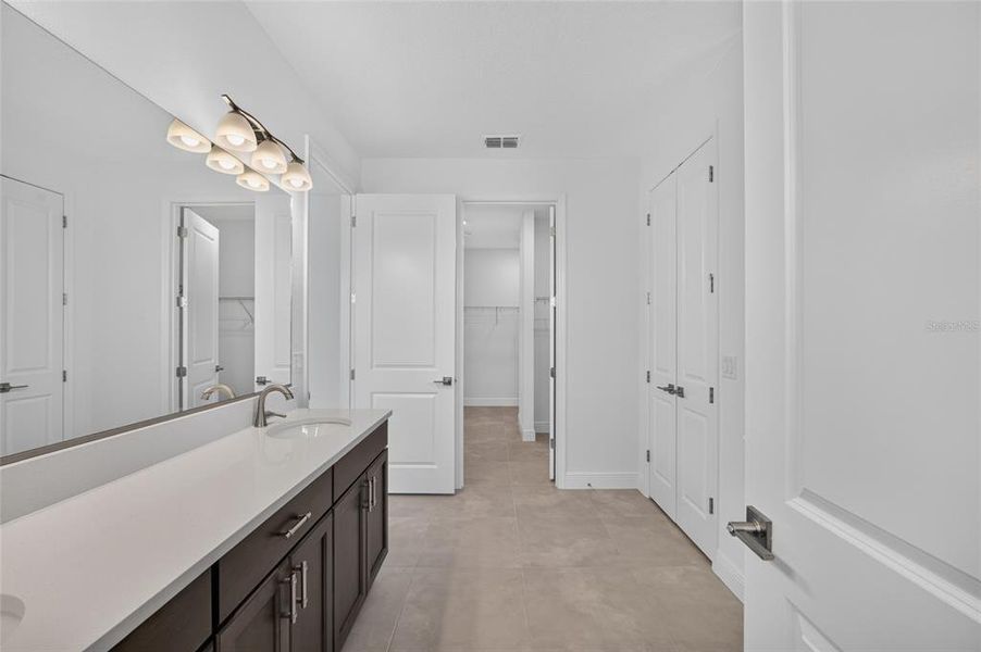 Furnished interior view inside a new home in , Ocala (Image 11).