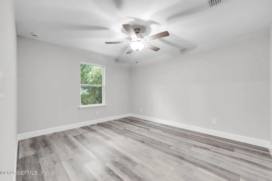 Spacious, unfurnished interior of a new home in , Jacksonville (Image 22). Spacious, unfurnished interior of a new home in , Jacksonville (Image 22).
