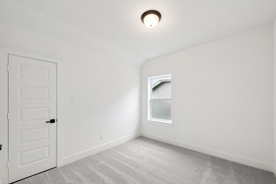 Spacious, unfurnished interior of a new home in The Highlands 40', Porter (Image 16). Spacious, unfurnished interior of a new home in The Highlands 40', Porter (Image 16).