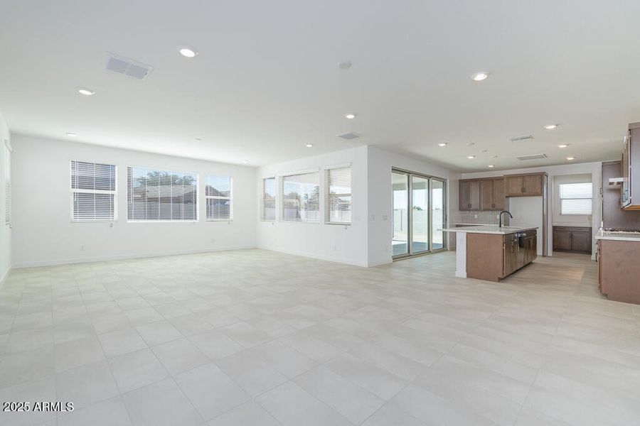 Tri Pointe Terraza 89 - Great Room-4MLS