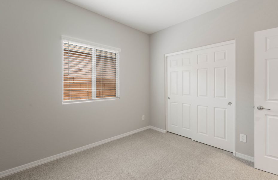 Spacious, unfurnished interior of a new home in El Cidro, Goodyear (Image 21).