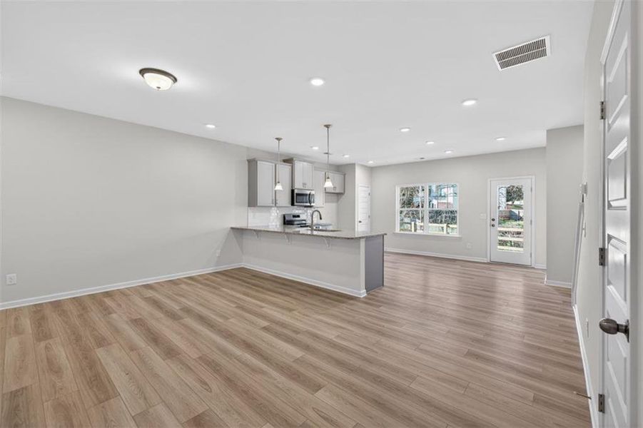 Spacious, unfurnished interior of a new home in Jameson Towns, Villa Rica (Image 24). Spacious, unfurnished interior of a new home in Jameson Towns, Villa Rica (Image 24).
