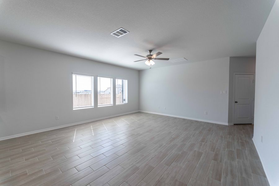 Spacious, unfurnished interior of a new home in Briarwood, Elgin (Image 21). Spacious, unfurnished interior of a new home in Briarwood, Elgin (Image 21).