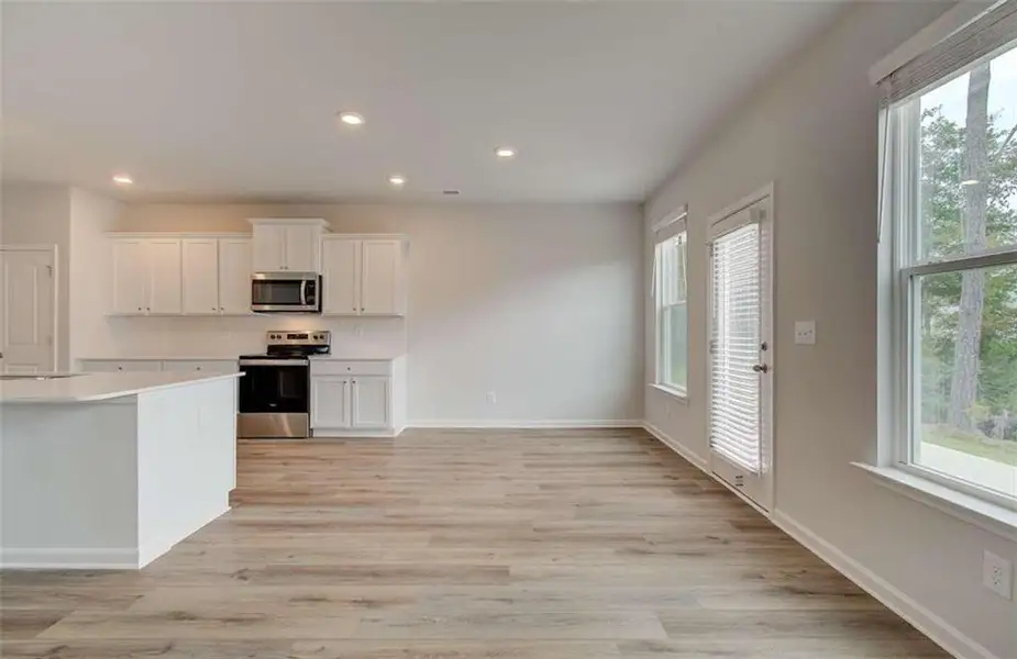 Spacious, unfurnished interior of a new home in Westminster, Covington (Image 20).