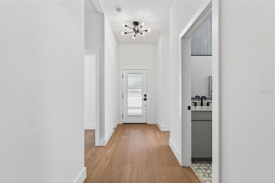 Spacious, unfurnished interior of a new home in , St. Petersburg (Image 34).