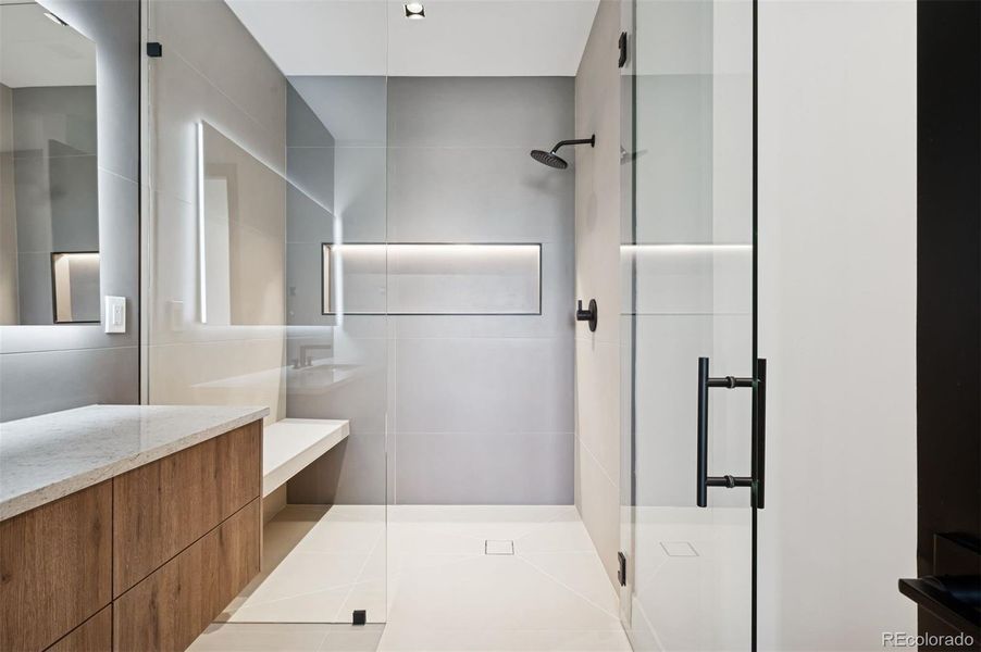 Furnished interior view inside a new home in , Golden (Image 32).