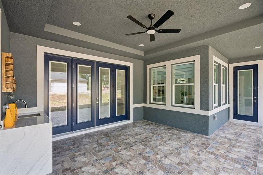 Exterior details and patio area of a home in , Apopka (Image 3).
