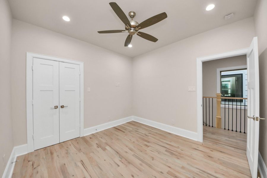 Spacious, unfurnished interior of a new home in , Houston (Image 38).