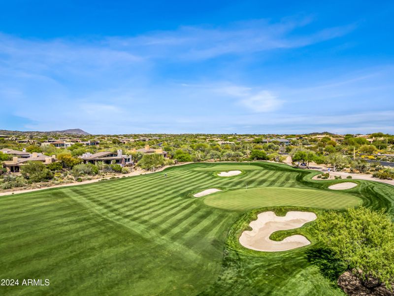 11-Desert Mountain-ocupix