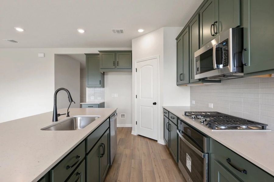 Furnished interior view inside a new home in Berry Creek Highlands, Georgetown (Image 11).