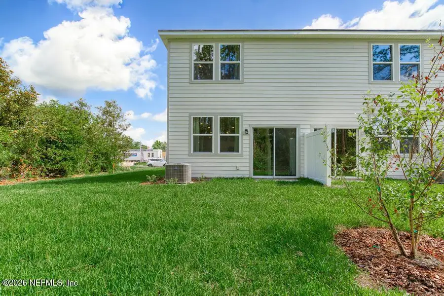 Exterior details and patio area of a home in , Jacksonville (Image 3).