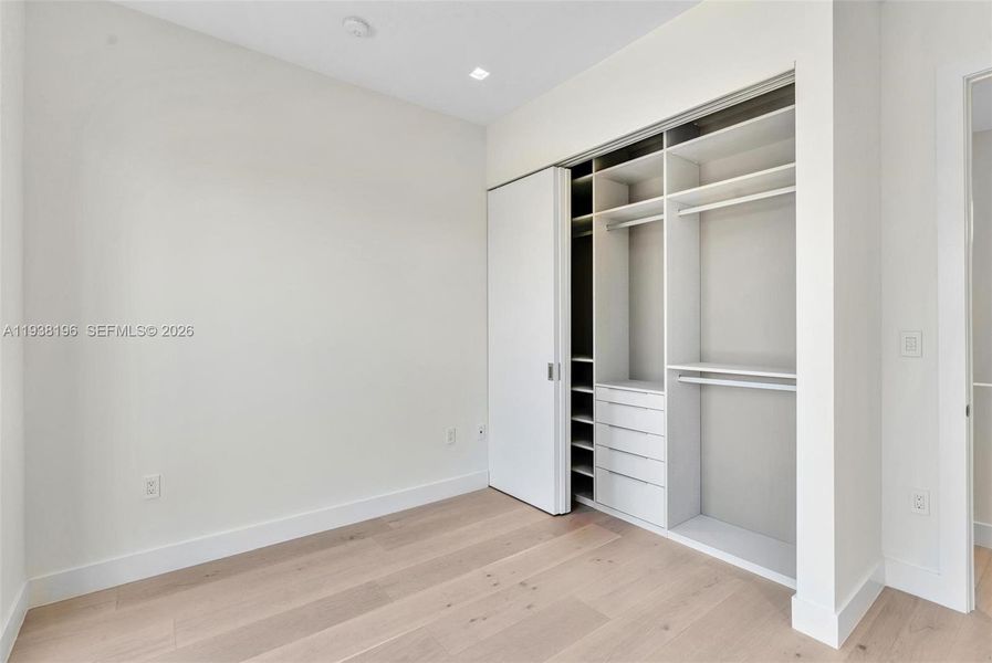 Spacious, unfurnished interior of a new home in , Surfside (Image 22).