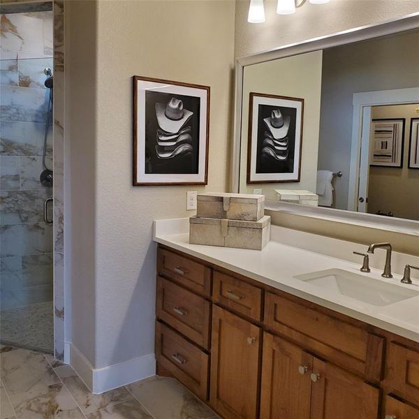 Furnished interior view inside a new home in , Fort Worth (Image 24). Furnished interior view inside a new home in , Fort Worth (Image 24).