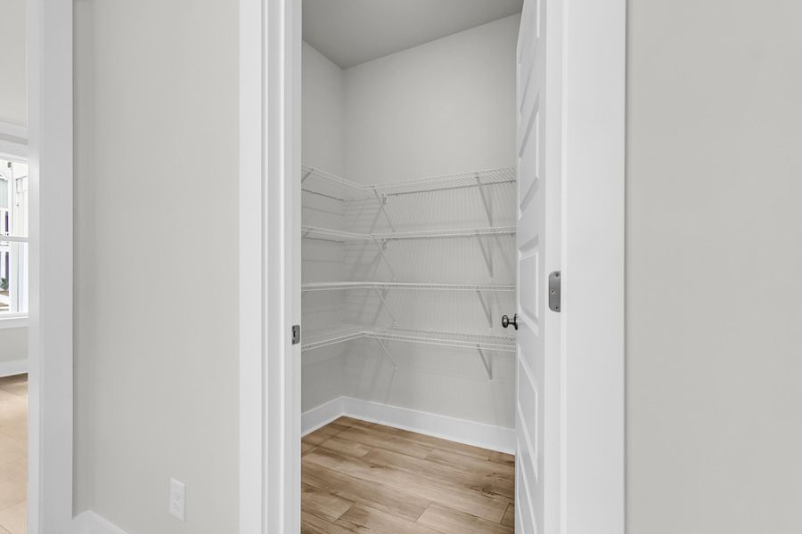 Spacious, unfurnished interior of a new home in , Summerville (Image 28).