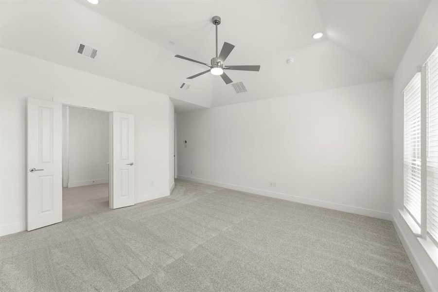 16. 2405 Parkway - Primary (2) 16. 2405 Parkway - Primary (2)