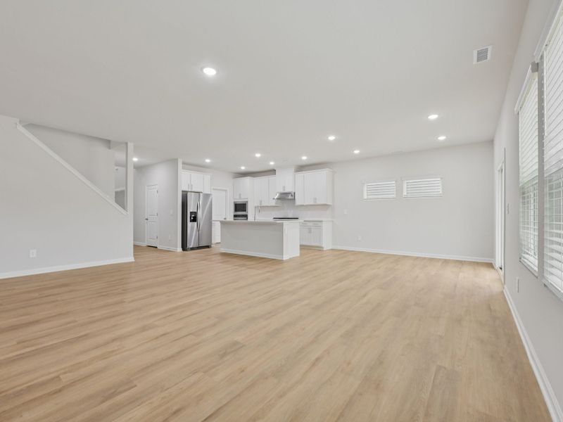 Spacious, unfurnished interior of a new home in Avalon Place - Signature Series, Durham (Image 9).
